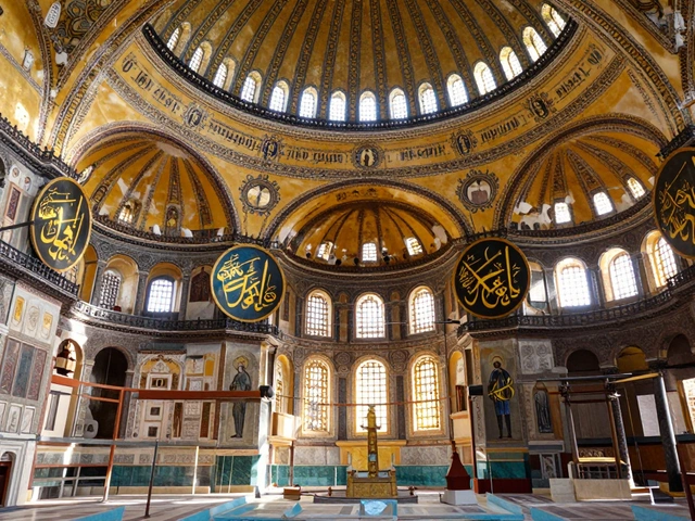 Istanbul's Iconic Buildings: A Celebration of Architectural Diversity